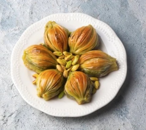 Paylaşım İçin İdeal 1000 Gr Baklava pasta
