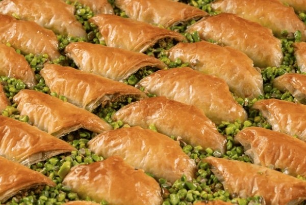 Sıcak Servis Tavsiyeli 2000 Gr Şöbiyet Tatlısı pasta