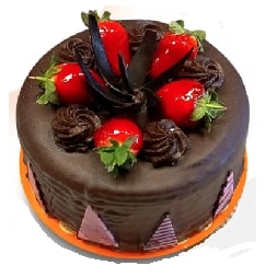 Sıcak Servis Tavsiyeli 6–9 Kişilik Çikolatalı Yaş Pasta pasta